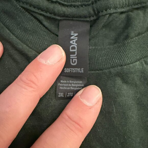 Mercyhurst University Tshirt - Picture 3 of 5